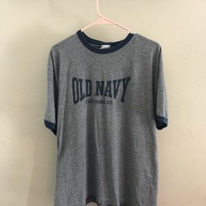 Vintage Old Navy tee - size xl.